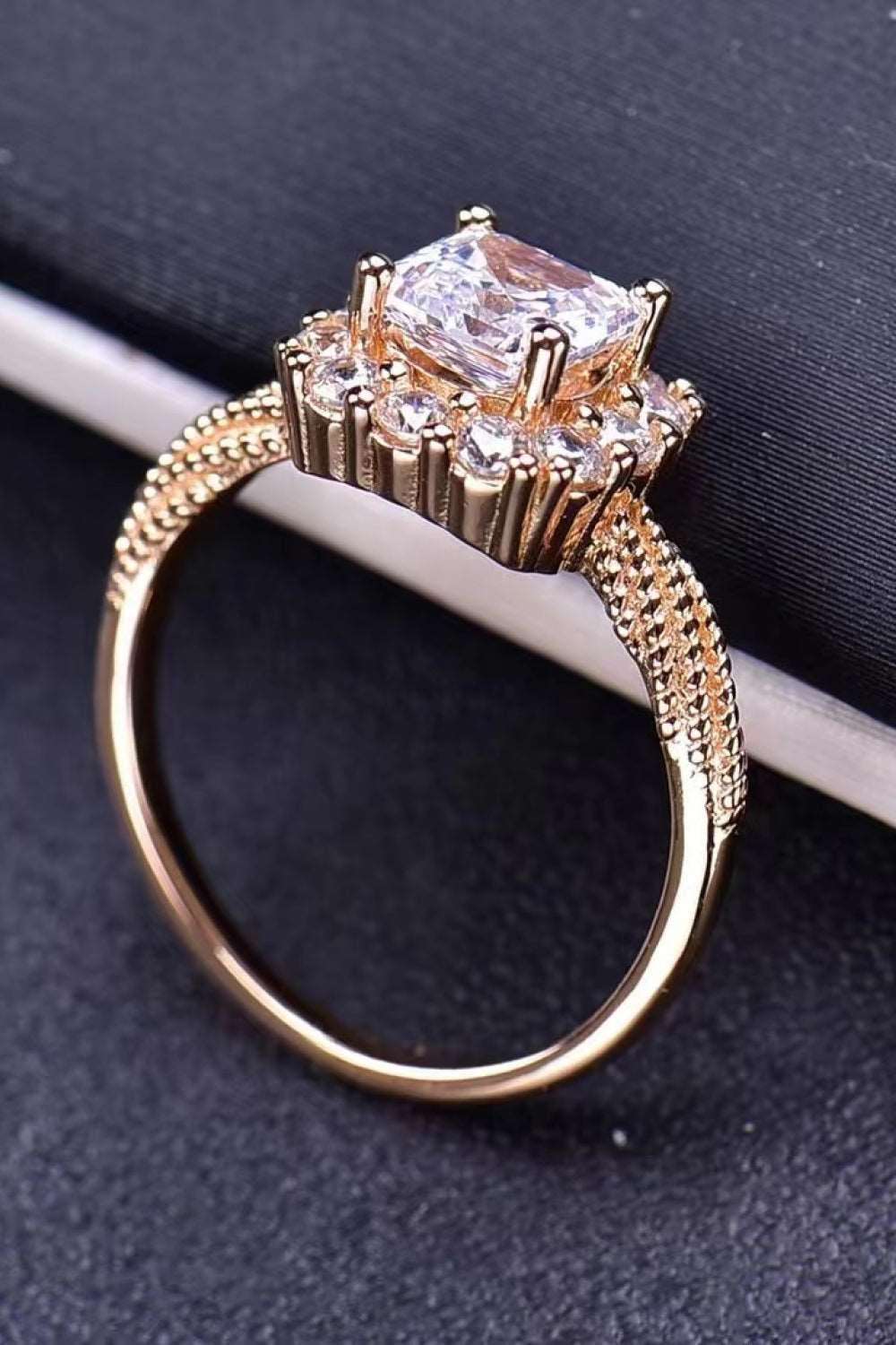 1 Carat Moissanite Twisted Ring Carauana Store