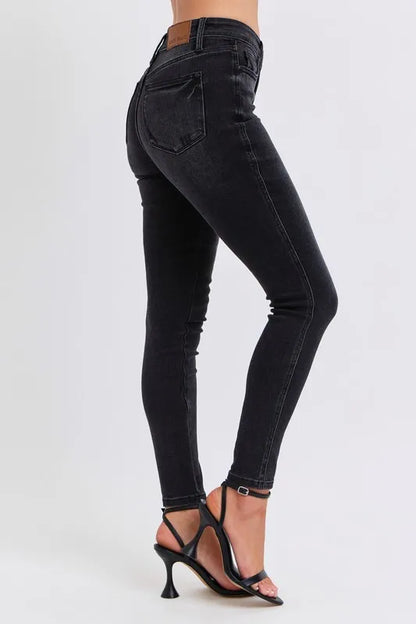 Judy Blue Full Size Mid Rise Tummy Control Skinny Jeans Plus Size